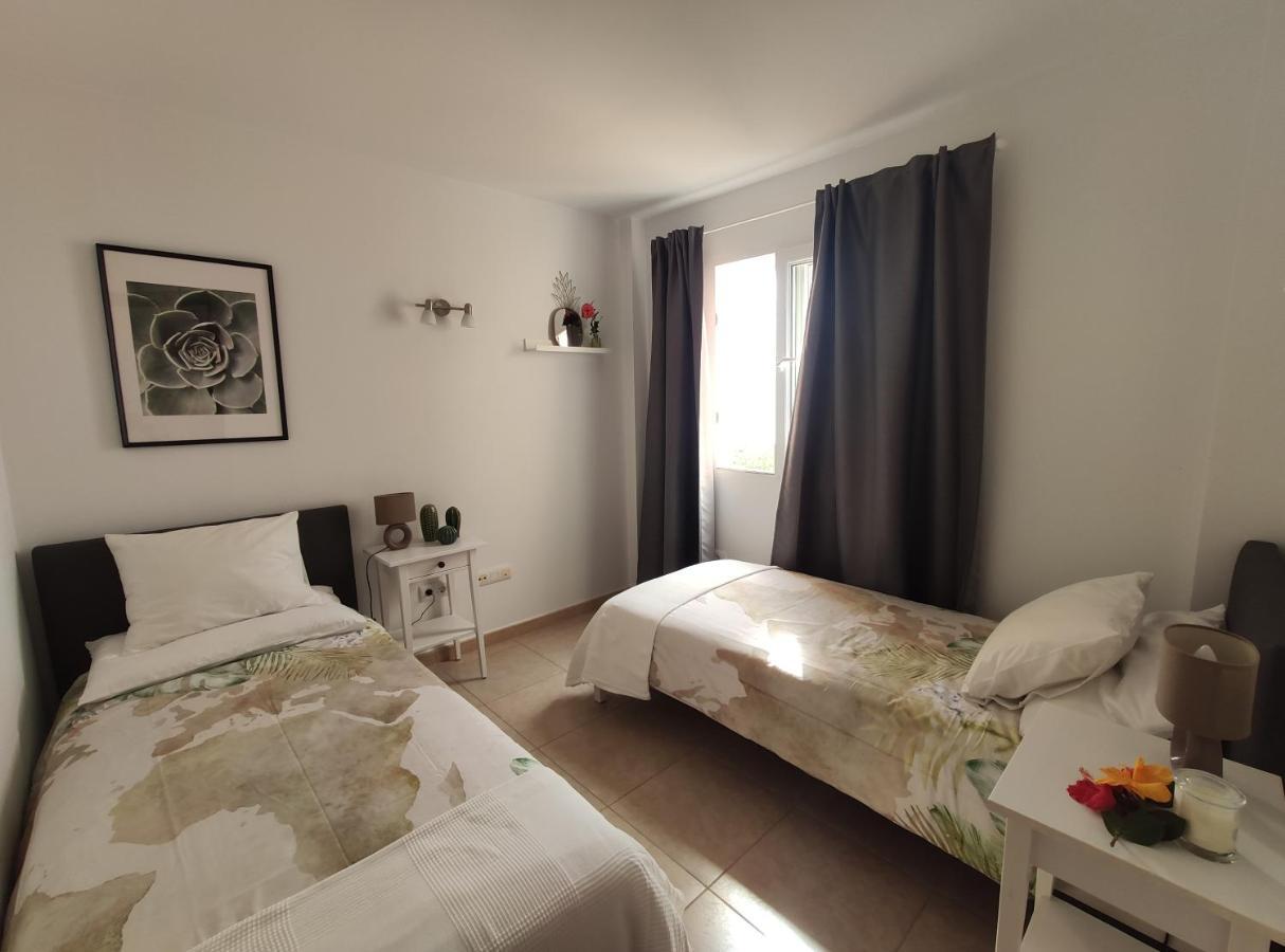 Vivienda Vacacional Helios Tazacorte Kültér fotó